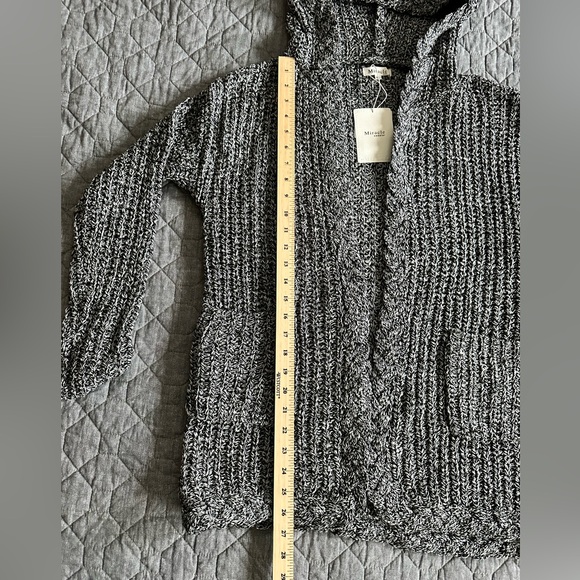 NWT Miracle Sweater black and white hooded cardigan - size M/L - Picture 8 of 10